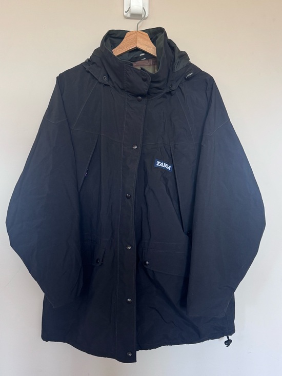 Taiga Jackets & Blazers - Taiga Women’s Black Goretex Waterproof Rain Jacket w/ Retro Purple Zipper Tags